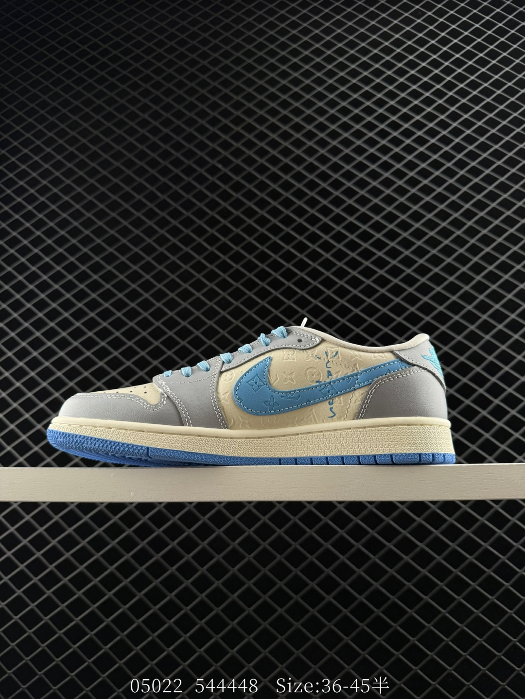 Travis Scott x Air Jordan 1 ” Reverse Mocha “